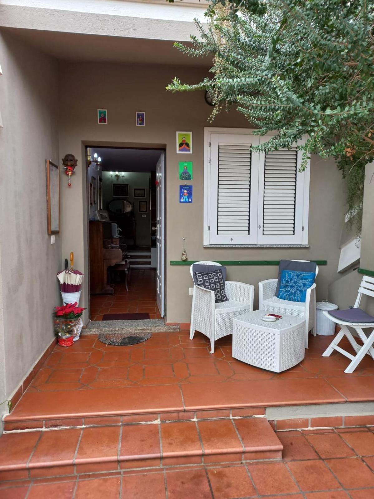 B&B Filomena Santa Giusta Ngoại thất bức ảnh